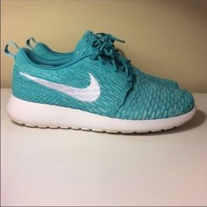 Nike Flyknit Roshe Run